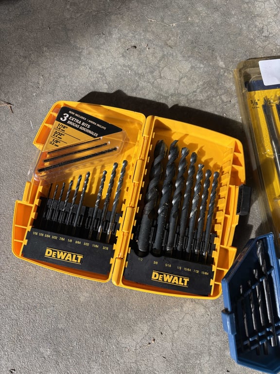 Bits and Spades - Image 2