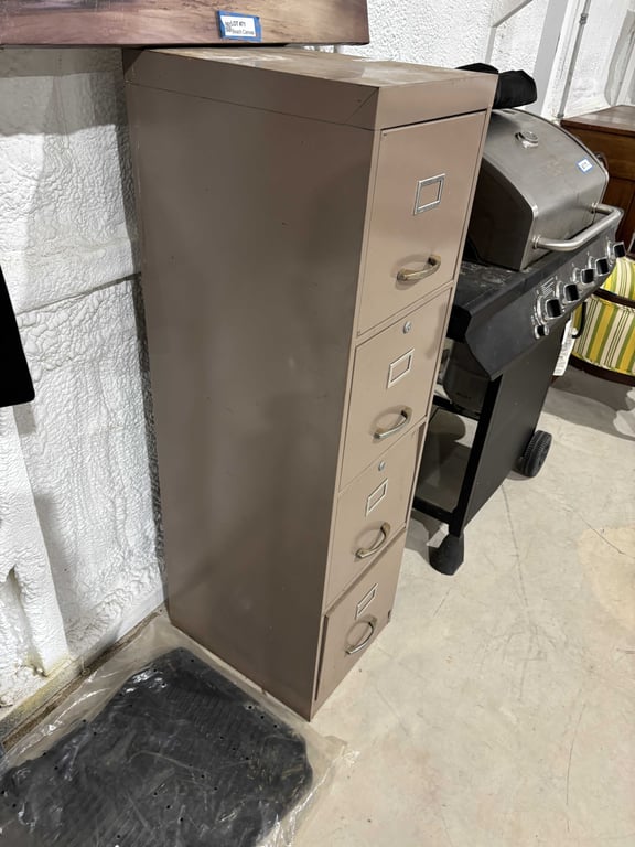4 Drawer File Cabinet - Image 3