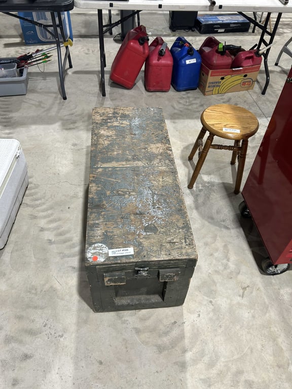 Vintage chest 