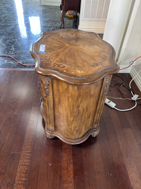 Wooden Ornate Bedside Table - Image 3