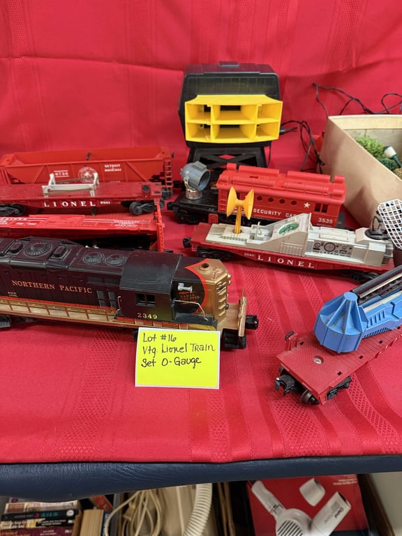 VTG LIONEL TRAIN SET O-GAUGE