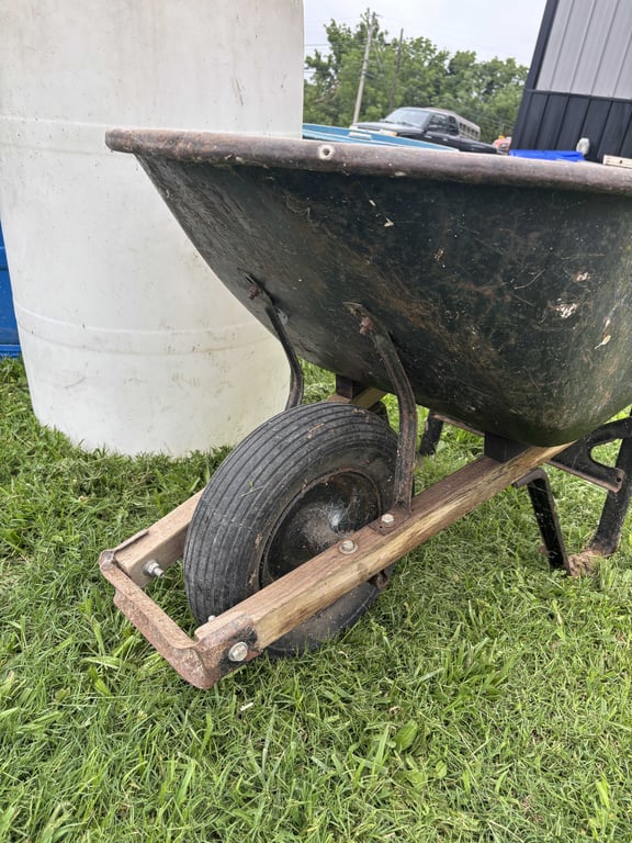 Wheelbarrow (black) - Image 3