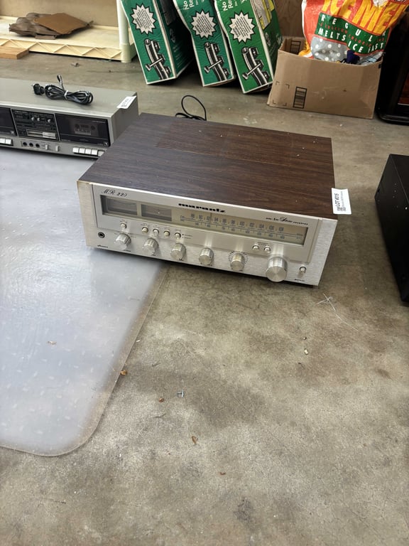 Marantz AM/FM receiver