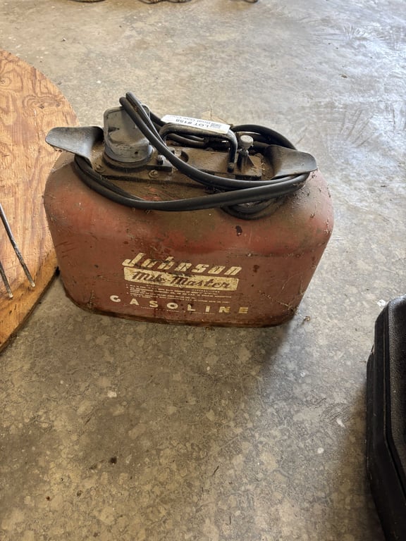 Boat Gas Can - Image 2