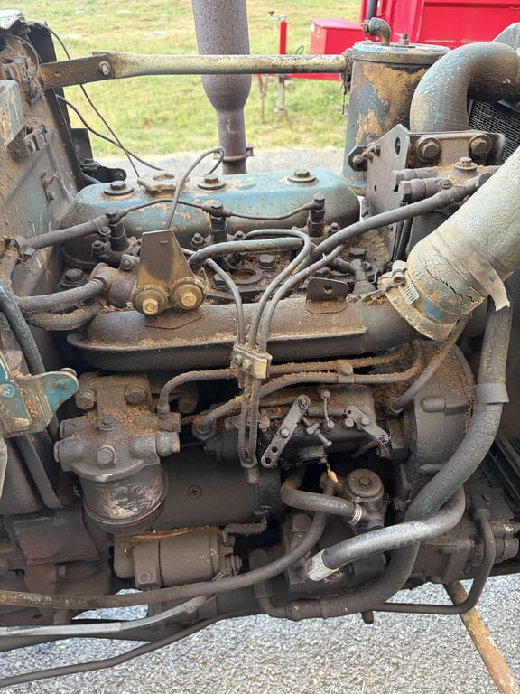 Long 460 Tractor - Image 10
