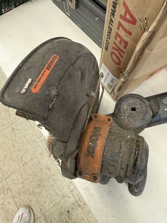 WORX WEEDEATER (NO BATTERY) & MISC. ITEMS - Image 3