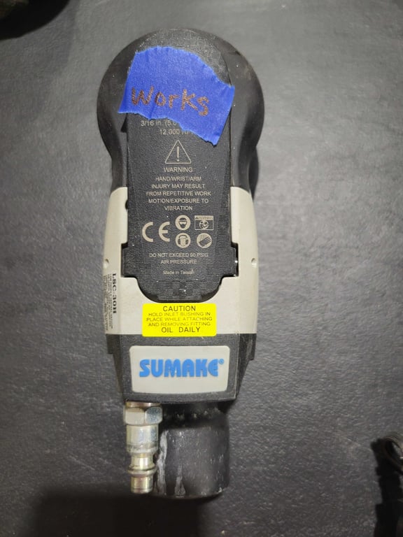 Pneumatic orbital sander