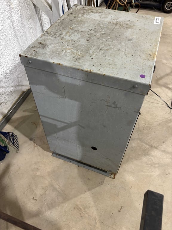 Powertran electrical transformer - Image 3