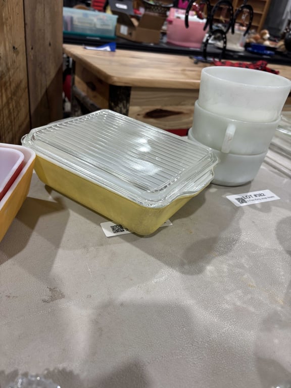3 pc vintage Pyrex - Image 4