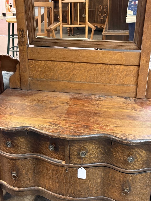 ANT. DRESSER W/ A SERPENTINE FRONT & TILT MIRROR - Image 3