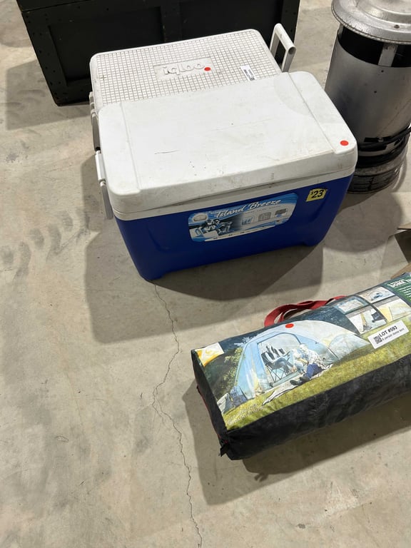 2 coolers  - Image 2