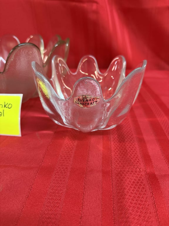 2 PCS. BLENKO LOTUS PETAL BOWLS - Image 2