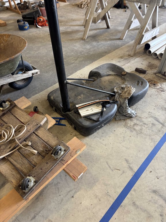 Basketball Goal - Image 2