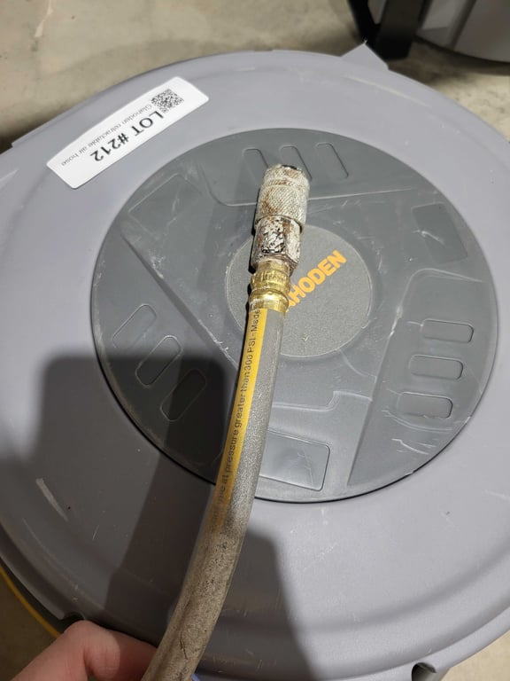 Glahoden retractable air hose - Image 3
