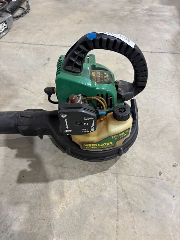 Weedeater gas blower - Image 2