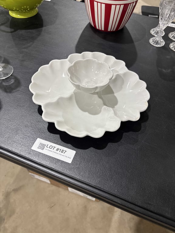 Los Angeles Potteries Chip and Dip Bowl