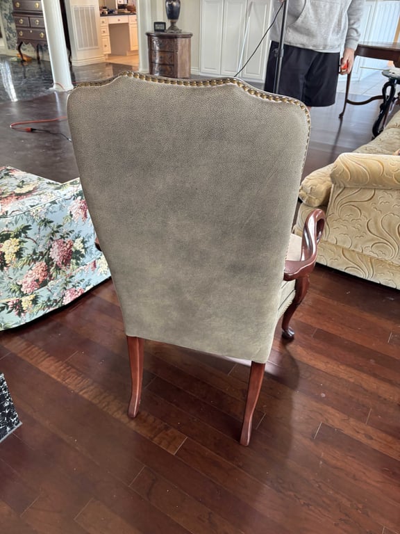 Highback Cushioned Chair - Image 6