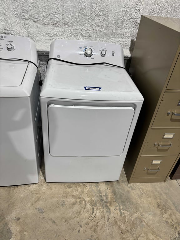 GE Gas Dryer (Propane)