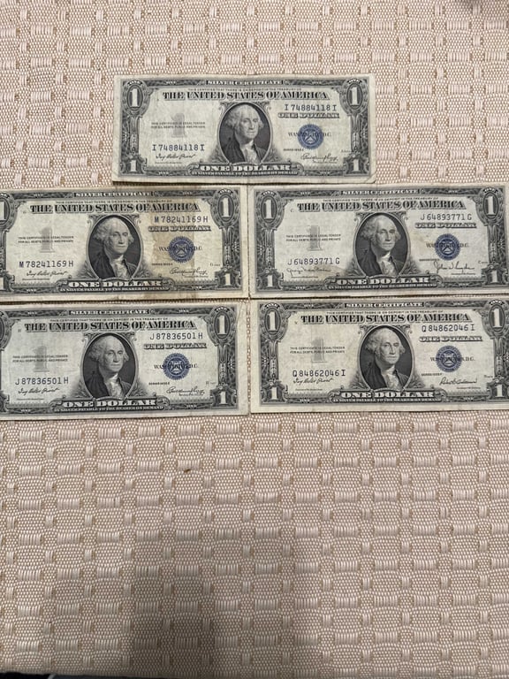 (5) 1935 Silver Certificates