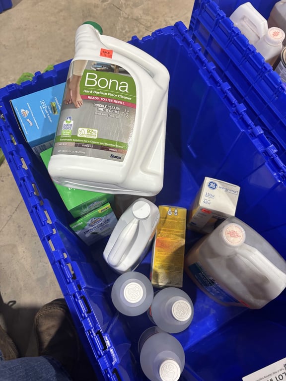 Tote of misc cleaning supplies/liquids - Image 2