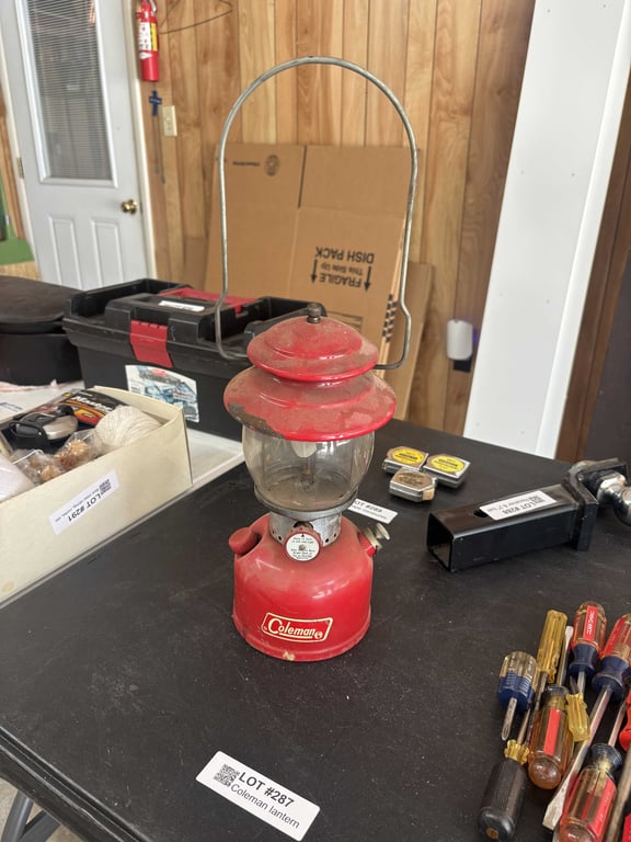 Coleman lantern