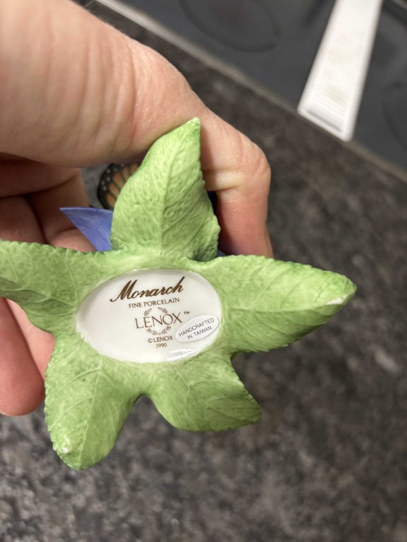 Monarch Butterfly - Image 3