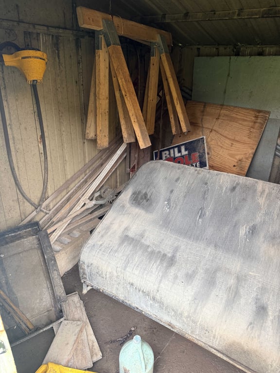 Entire Contents of Storage Building - Image 4