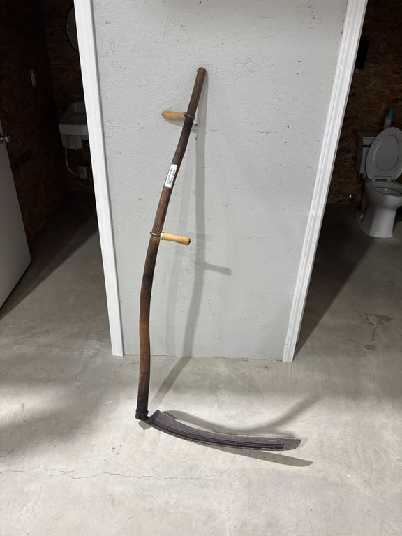 Hay sickle