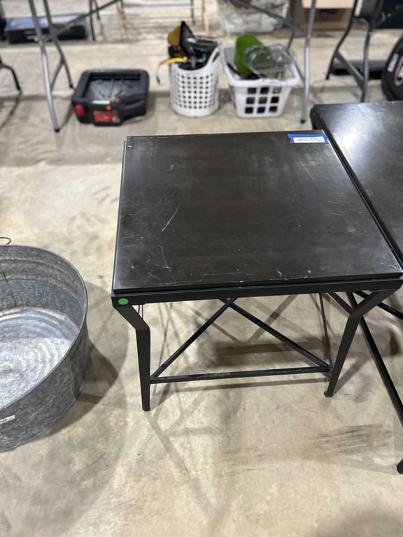 Coffee table and end table - Image 2