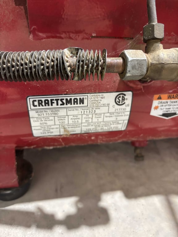 Craftsman 3 Gallon Air Compressor - Image 5