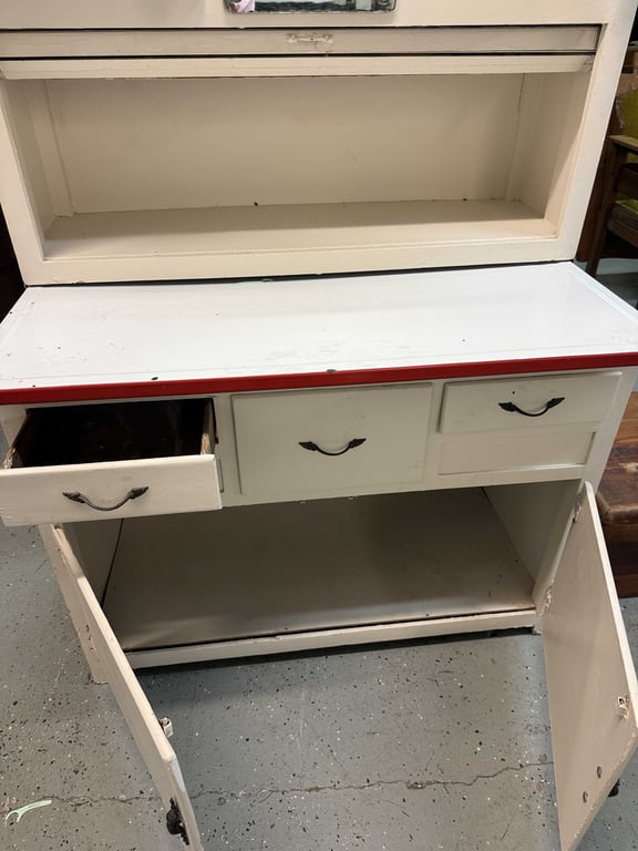 HOOSIER CABINET - Image 4