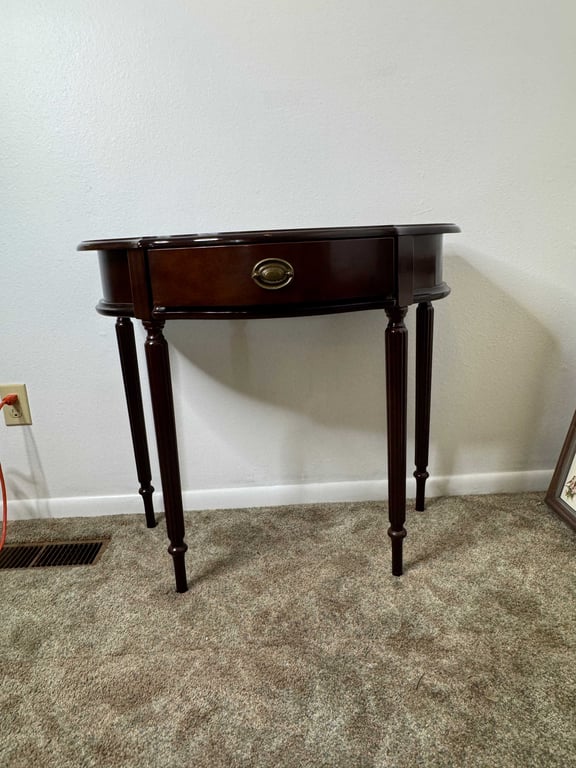 Wooden entry table - Image 4