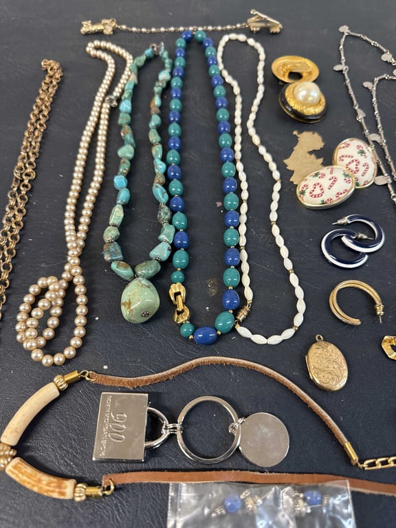 Assortment Costume Jewelry - Image 3