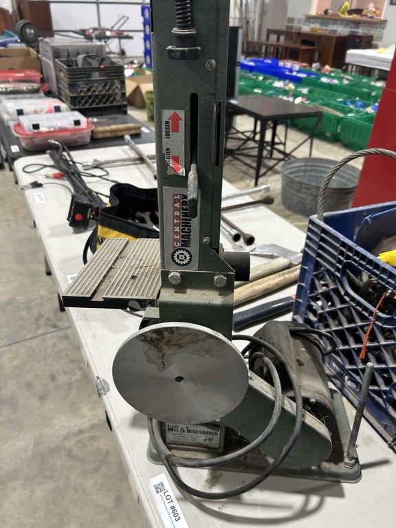 Central Machinery belt and disc sander - Image 3
