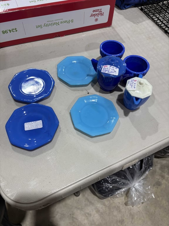 8 Small Blue Dishes
