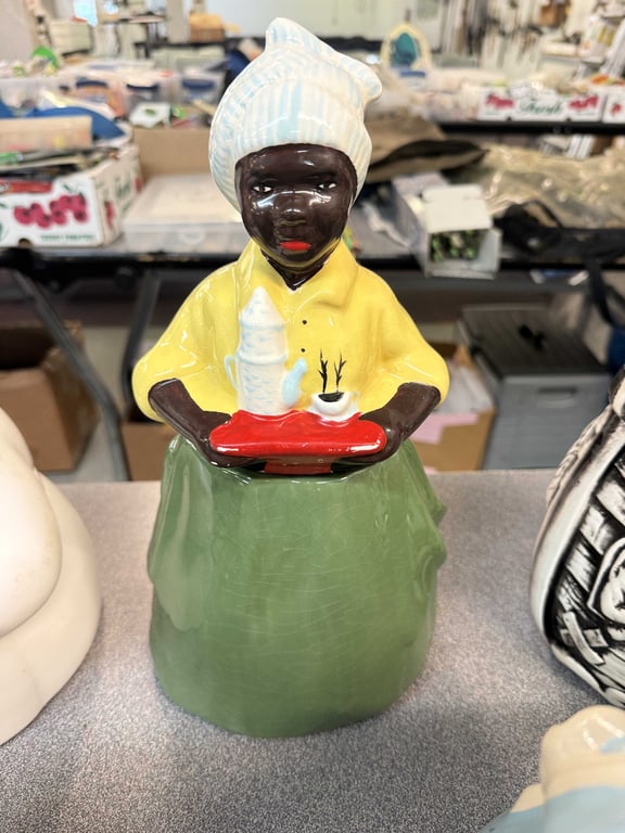 MCCOY "MAMMY" COOKIE JAR