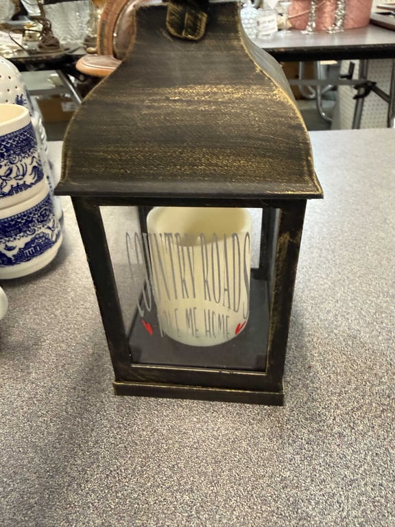 BRONZE FINISH LANTERN W/WV - Image 2