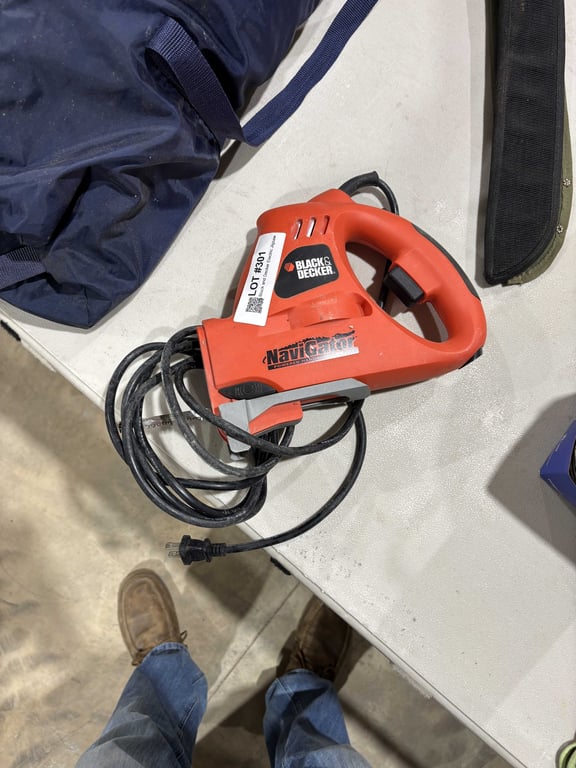Black and Decker Electric JIgsaw