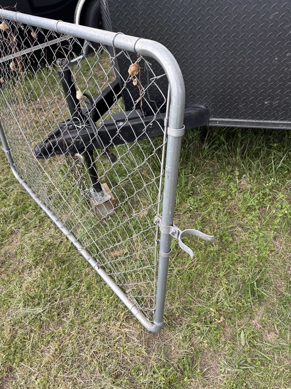 Chain Link Gate (68") - Image 3