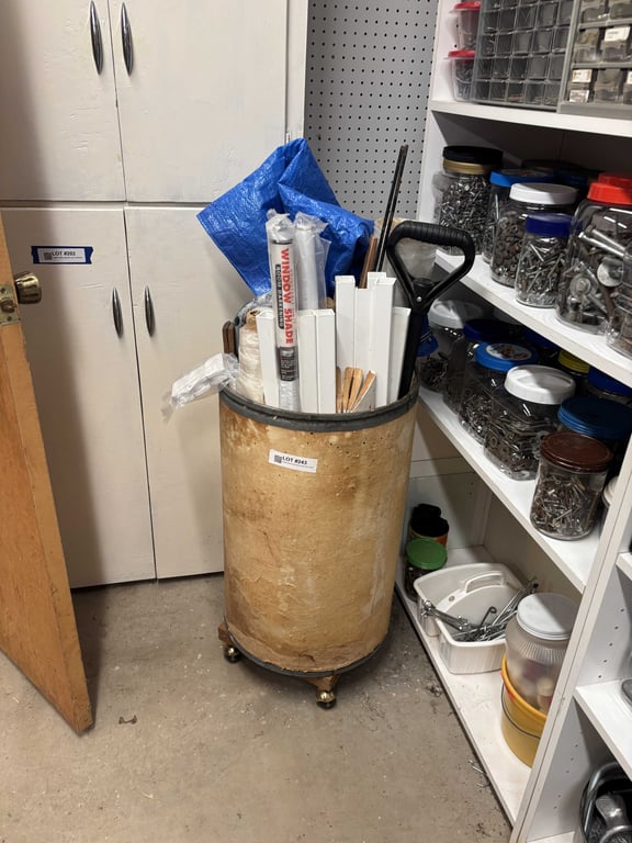 Small roll around barrel with misc wood