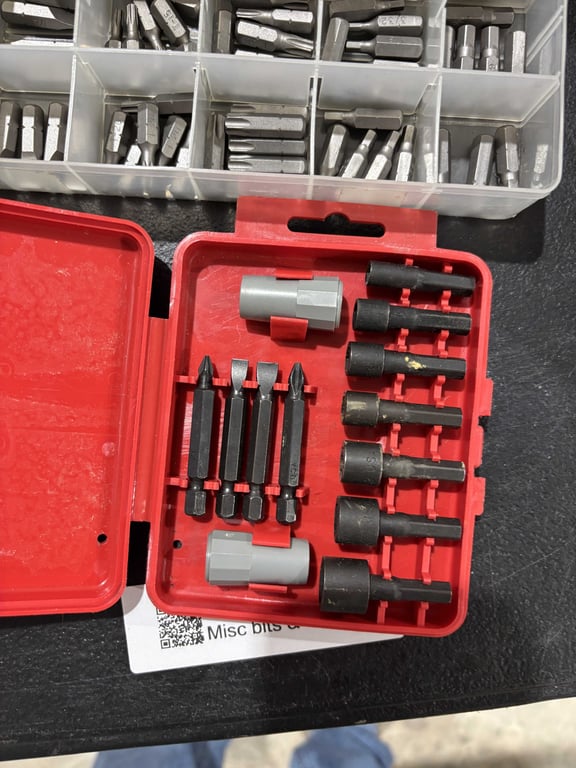 Misc bits & organizer - Image 4