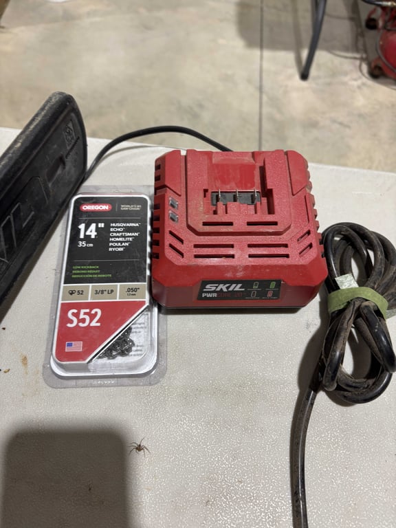 Skil 20V Chainsaw - Image 4