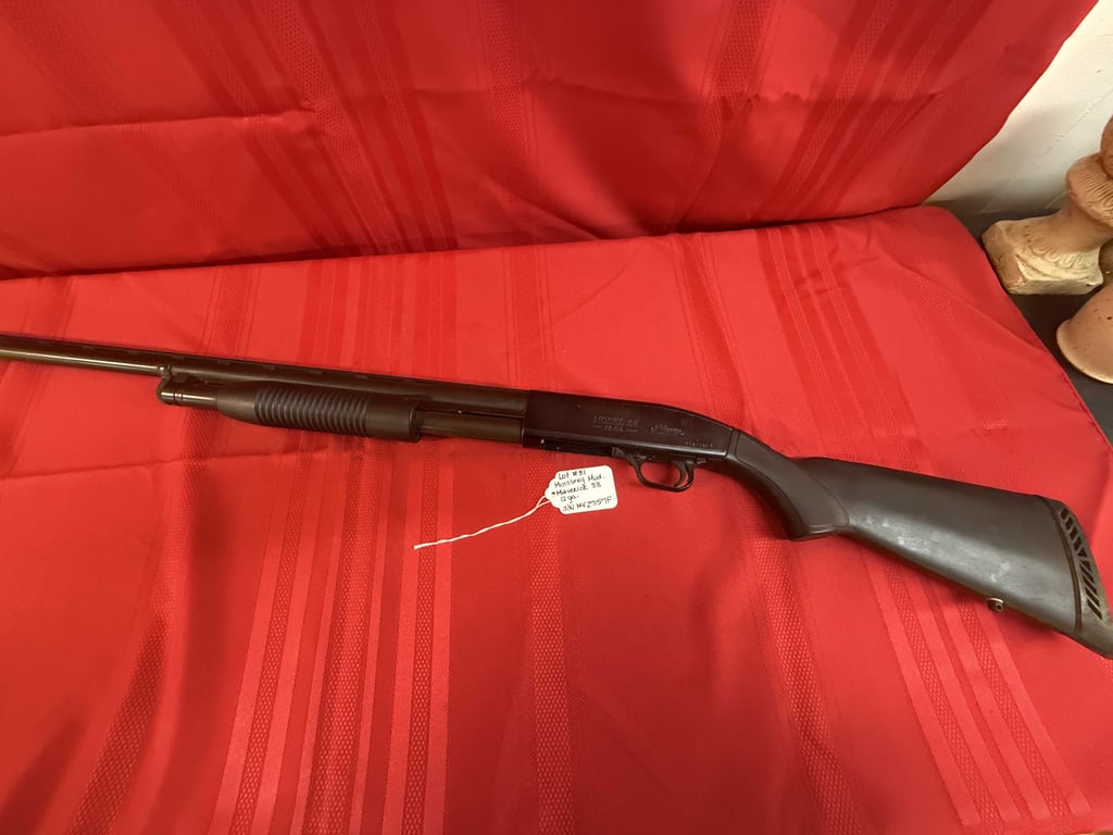 MOSSBERG MOD. MAVERICK 88 12 GA. S/N MV27157F