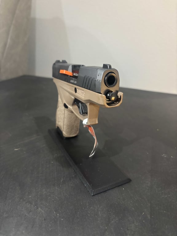 Taurus GX4 9mm (4mags) - Image 3