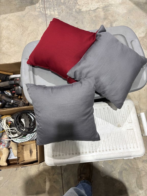 Throw Pillows and Winter Seasonal Decor - Image 3