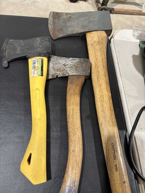Axe and 2 Hatchets - Image 2