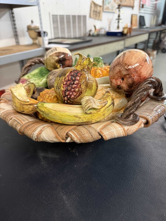 VTG. ITALIAN CERAMIC FRUIT & VEGGIES W/BOWL - Image 2