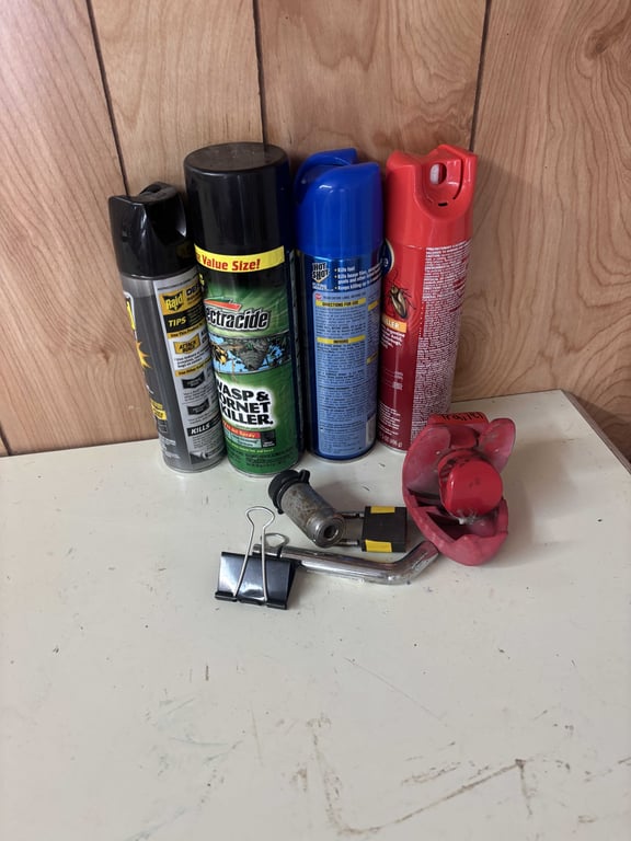 6 drawer dresser and contents - Image 7