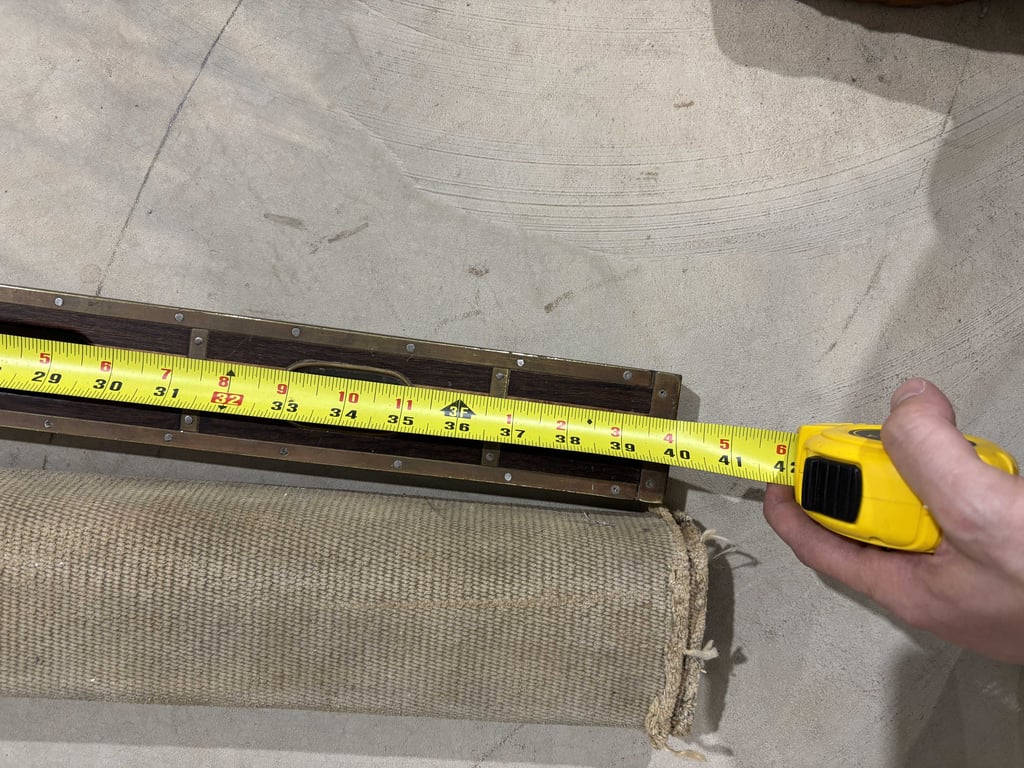 Antique Level and Sheath - Image 4