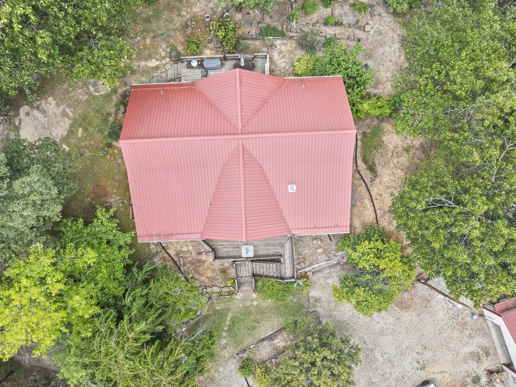3 bed 3 bath home on 26.19 acres - Image 17